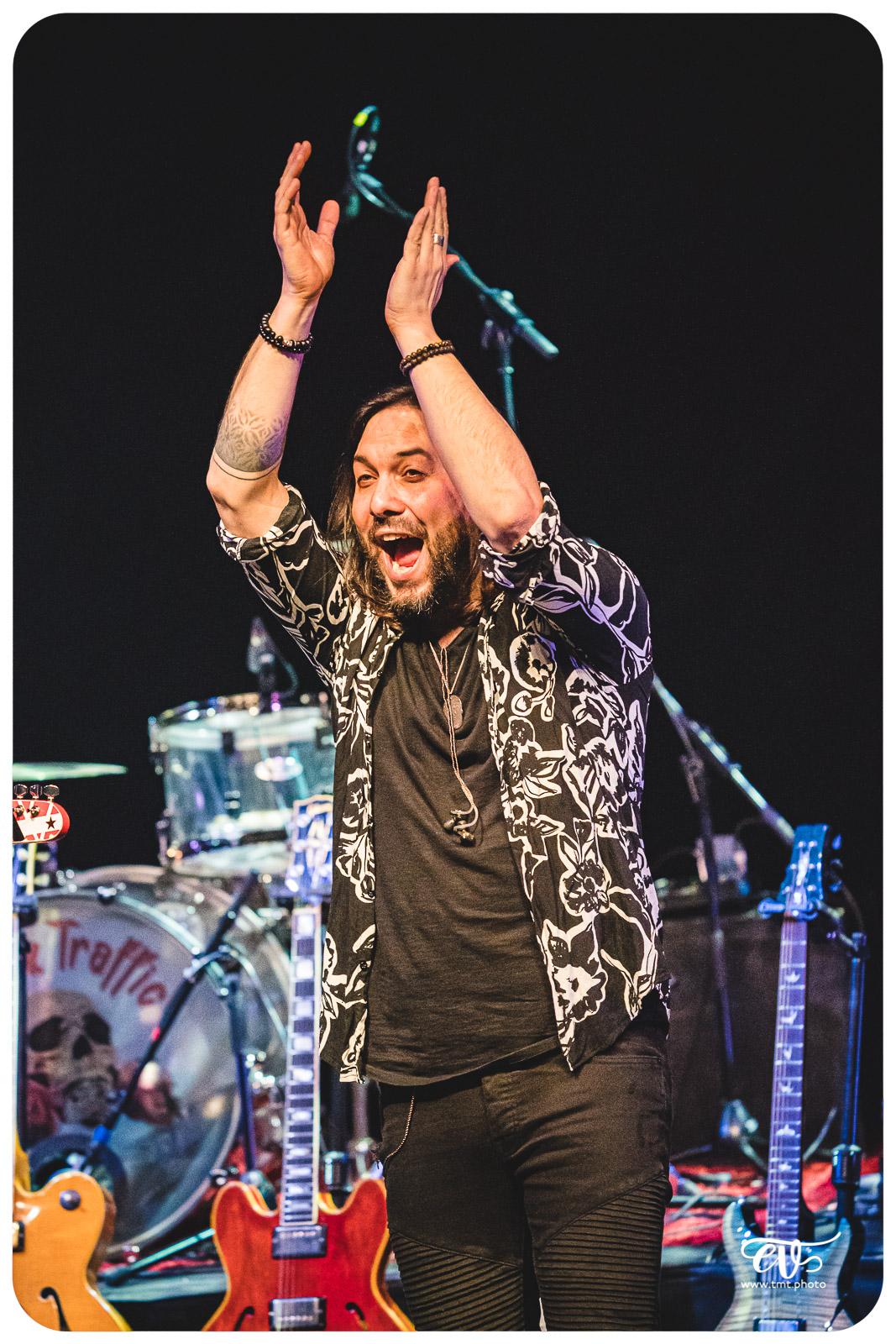 L'HISTOIRE DU ROCK EN 13 GUITARES